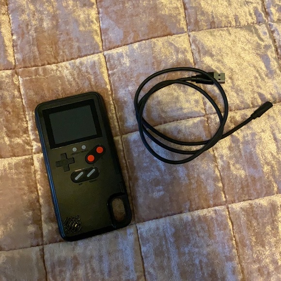 Gameboy iPhone case - Picture 2 of 3